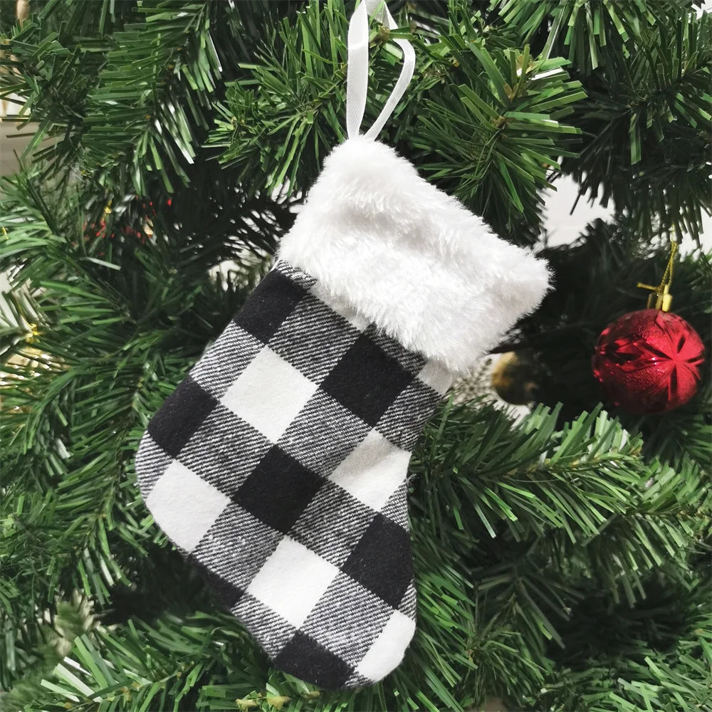 S7b73f47d867c4eae8fe58617f2099b03U